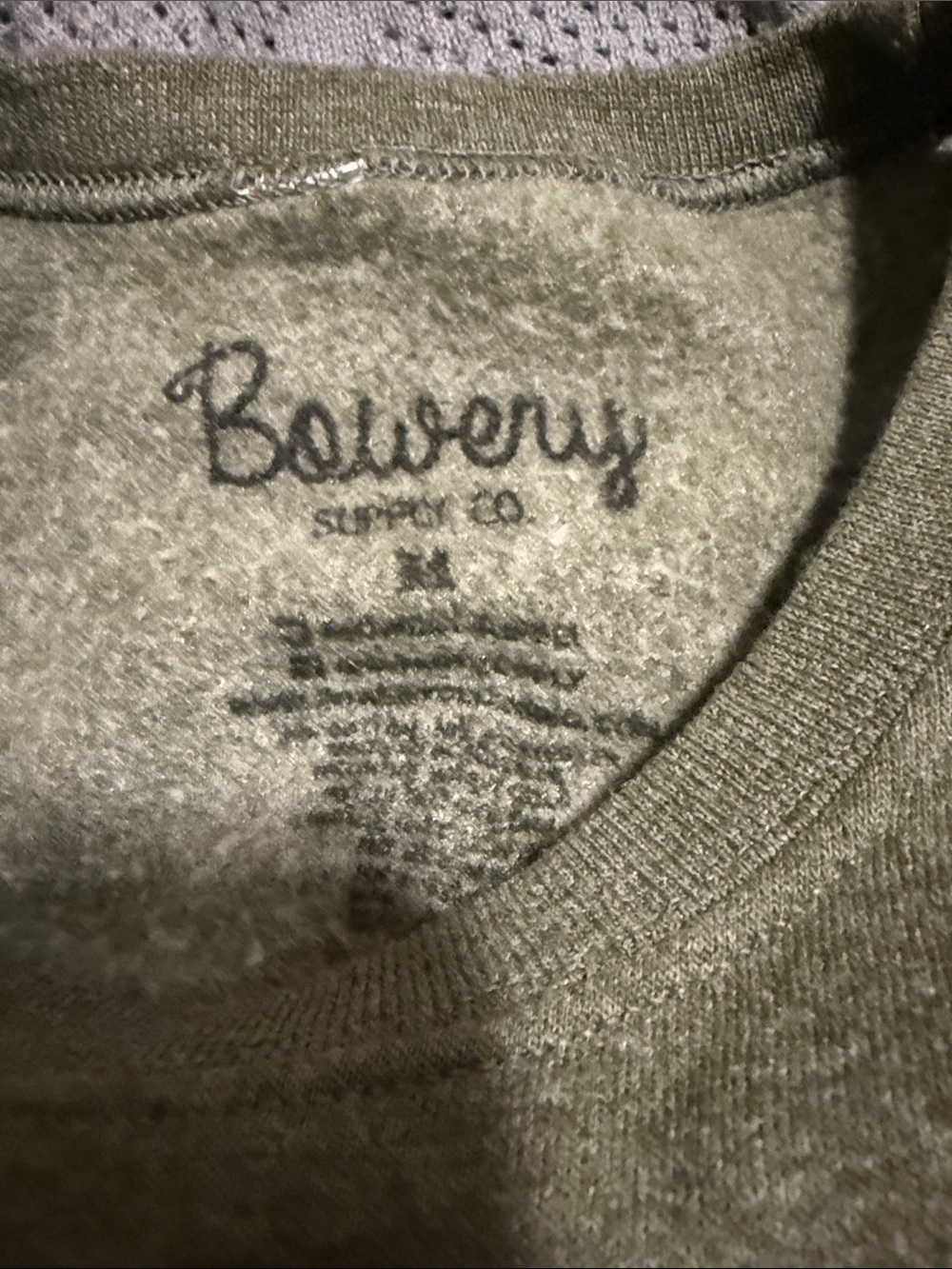 Men's Olive Green Yosemite Crewneck Sweatshirt - Picture 3 of 3